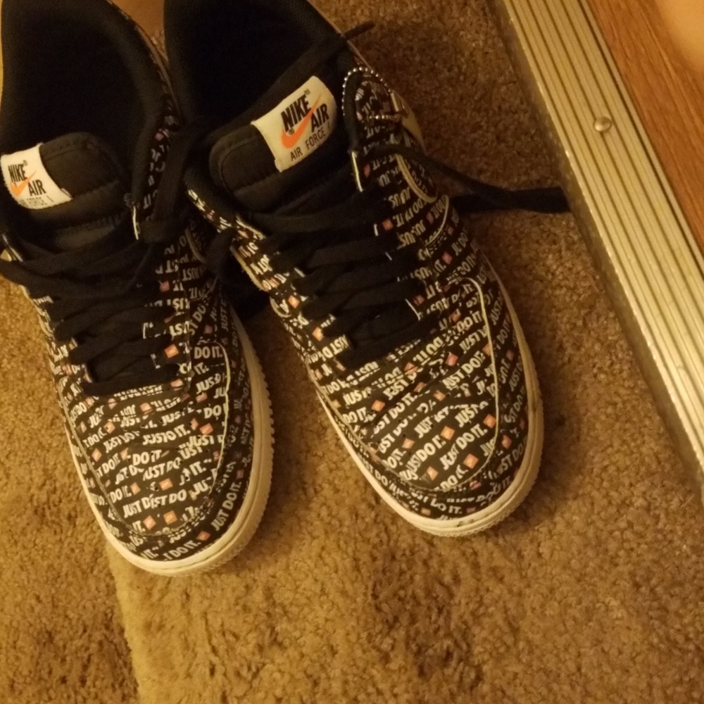 Nike air air force 1 just do it all over